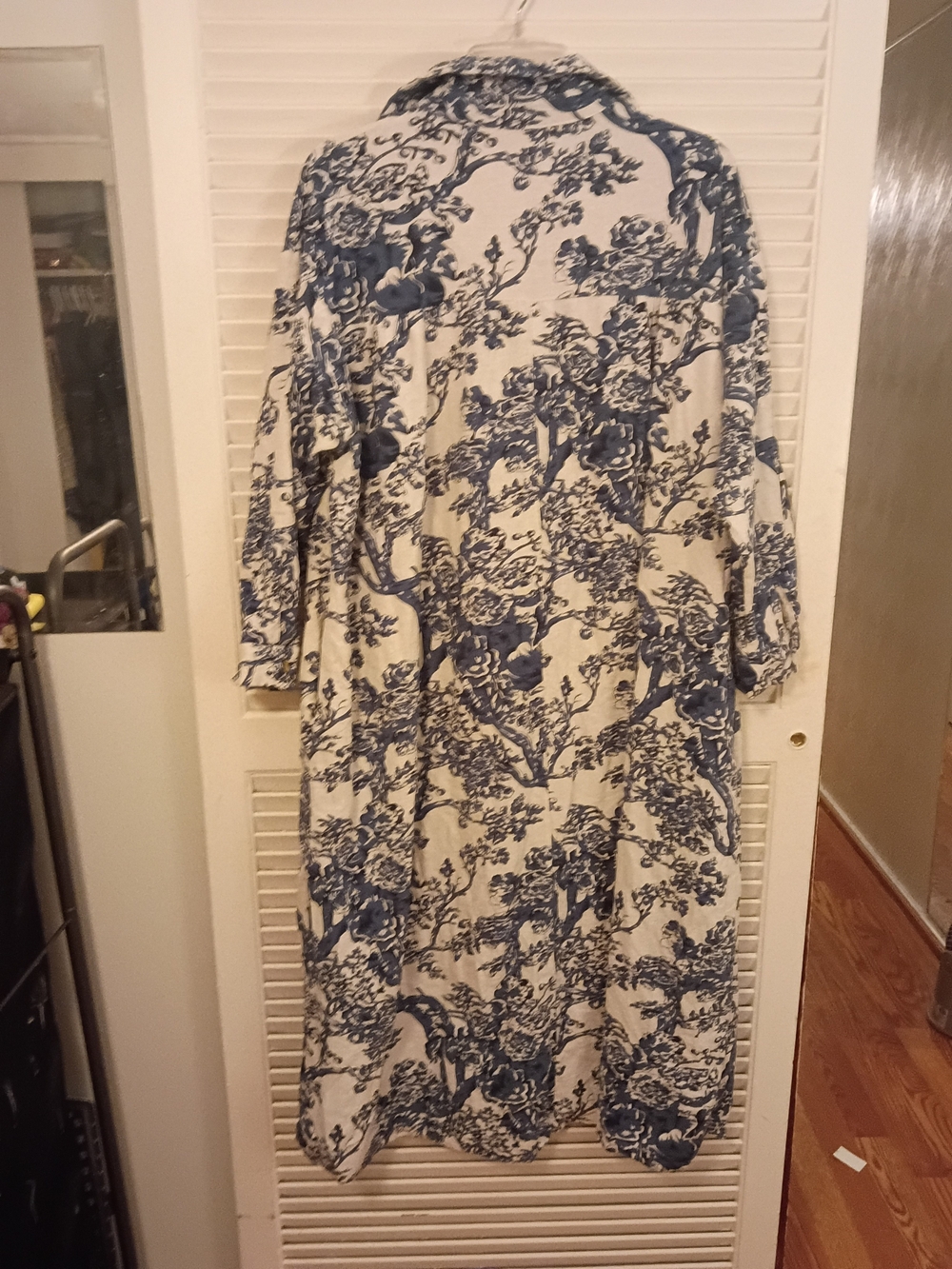 Floral Toile Shirt Dress in Blue and Cream - Picture 6 of 8